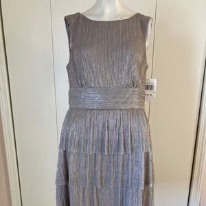 Connected Apparel Taupe/Gold Tiered Special Occasion Dress Size 10 Knee length